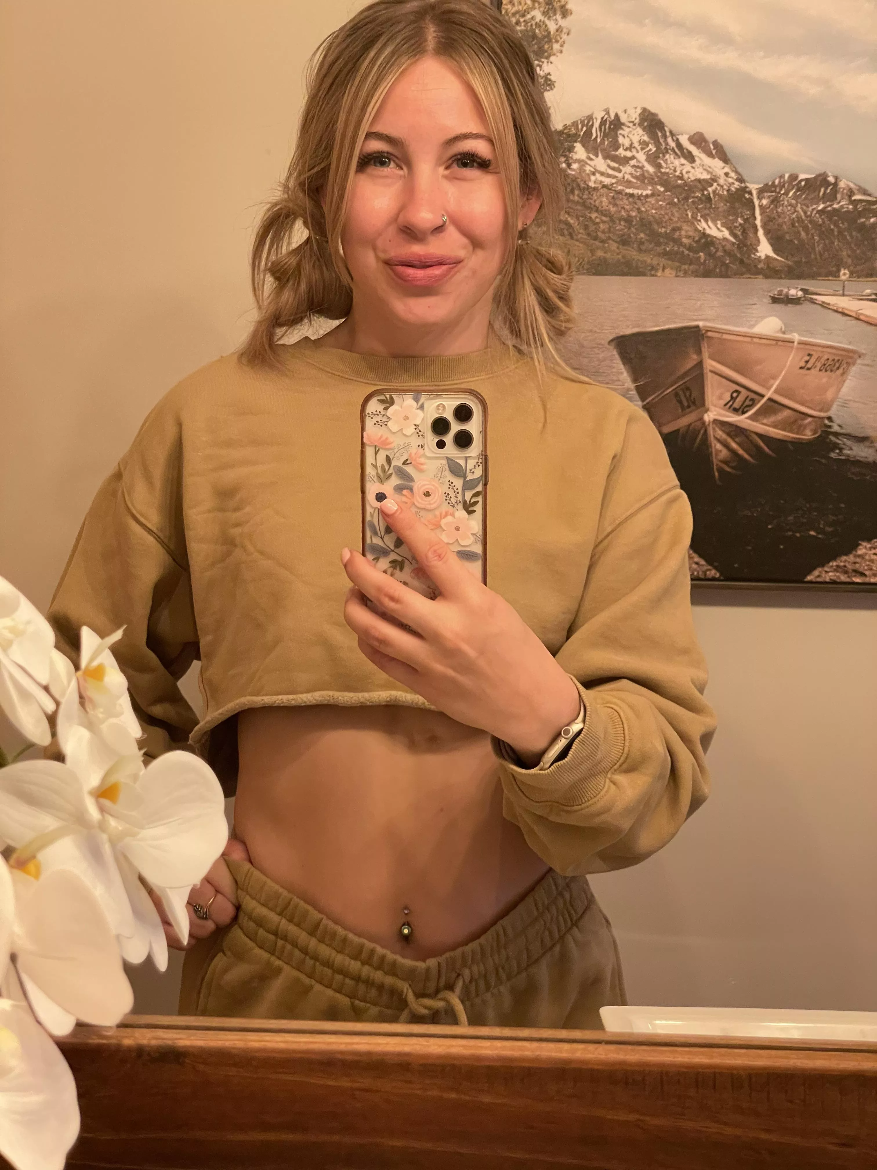 Do you like when the top matches the bottoms? :)