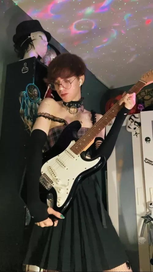 Femboy on the guitar, what’s he gonna play?