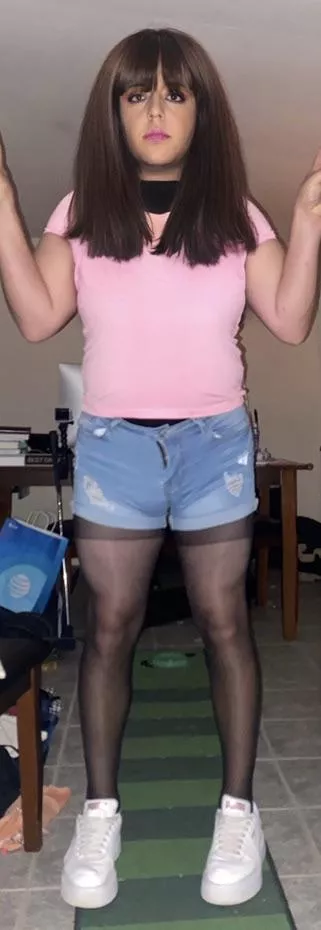 Girly girl 💁🏼‍♀️💘💄👠💗