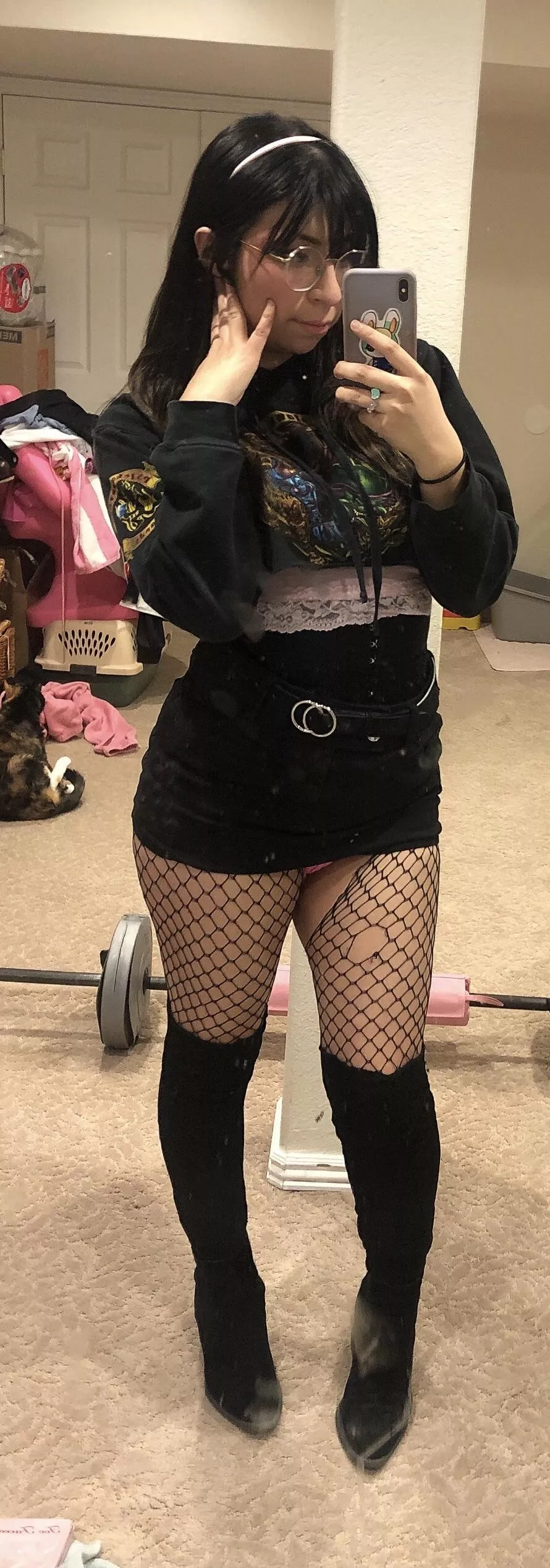 hi I’m a mercy main, let me pocket u >_o