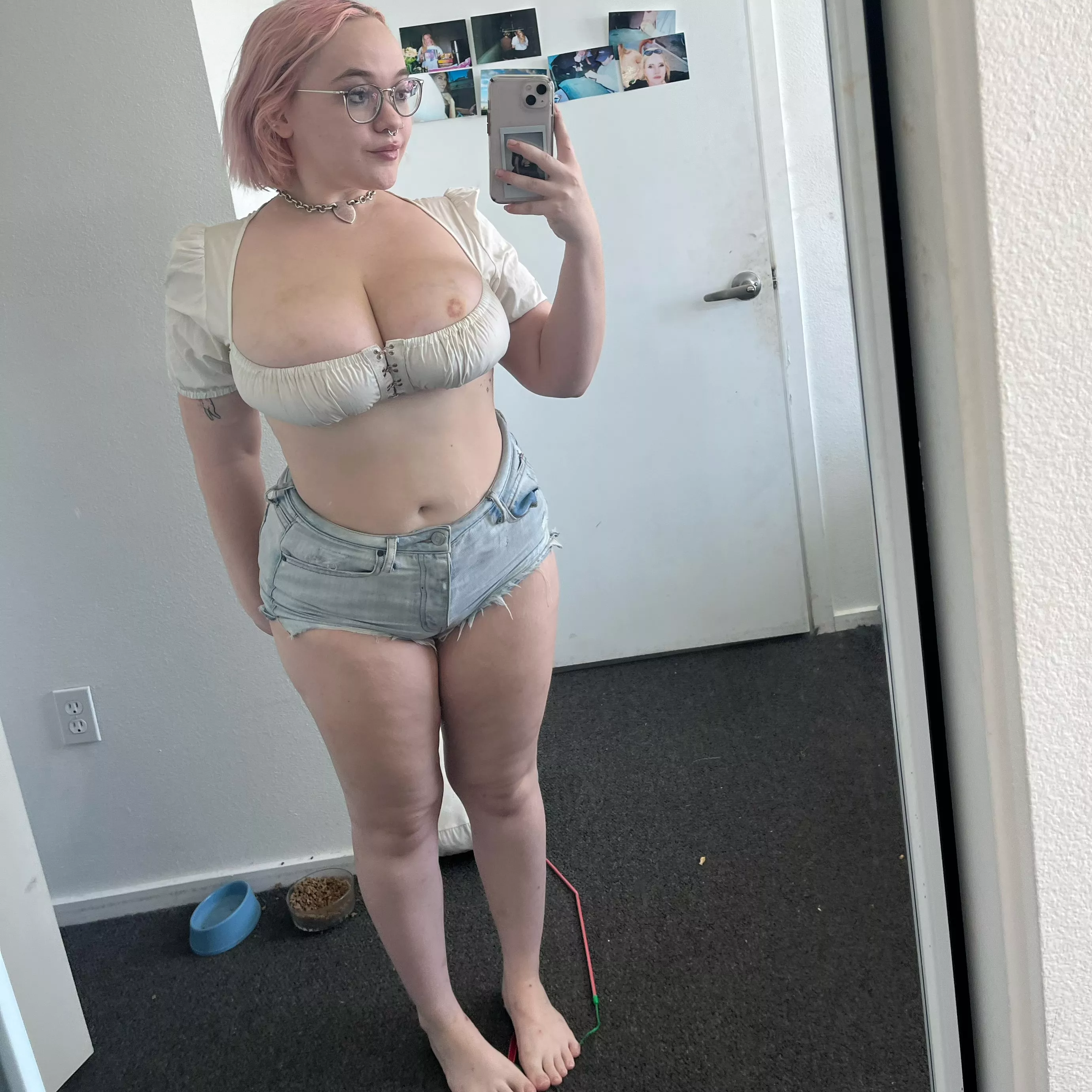 honk if you’re horny 🖤