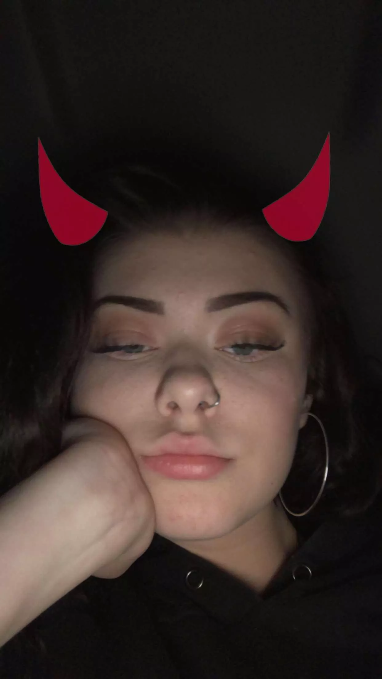 Horny for a cuck to lick my clit while my friend pegs them 😈🫶🏻🍤 Sna🅿️chat houseofkitty 🖤