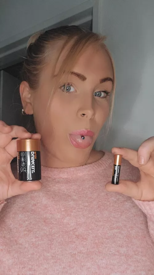 how do you sissies compare to a duracell come tell me!!!🤏🤐