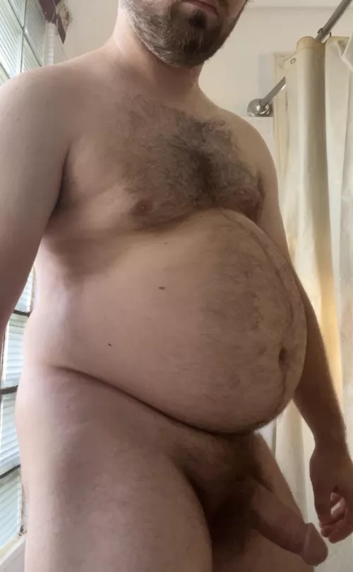 Hung like a horse, built like a hog