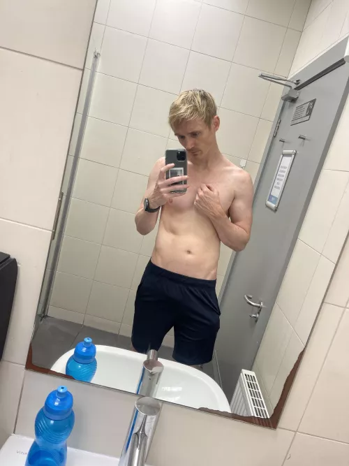 I don’t have abs but I’m still pretty happy with my body. I guess that’s what matters, right?