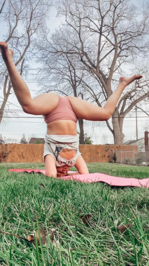 I love to spread them legs