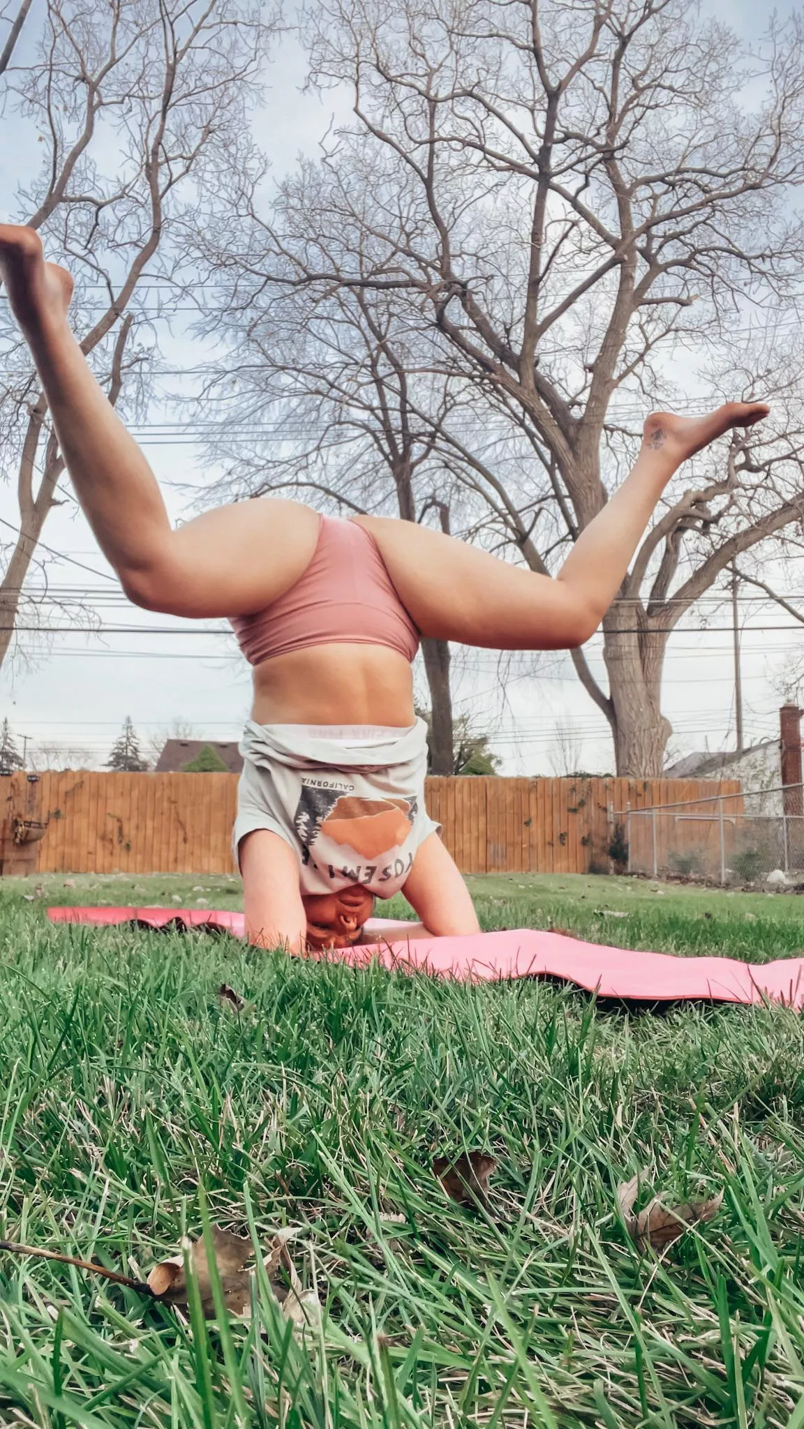 I love to spread them legs