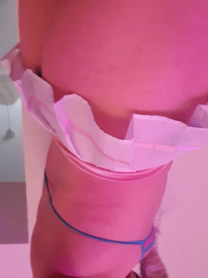 I need my holes stretched out and humilated, stuff me with your cock, your fist or anything kik me at sooohotsophia