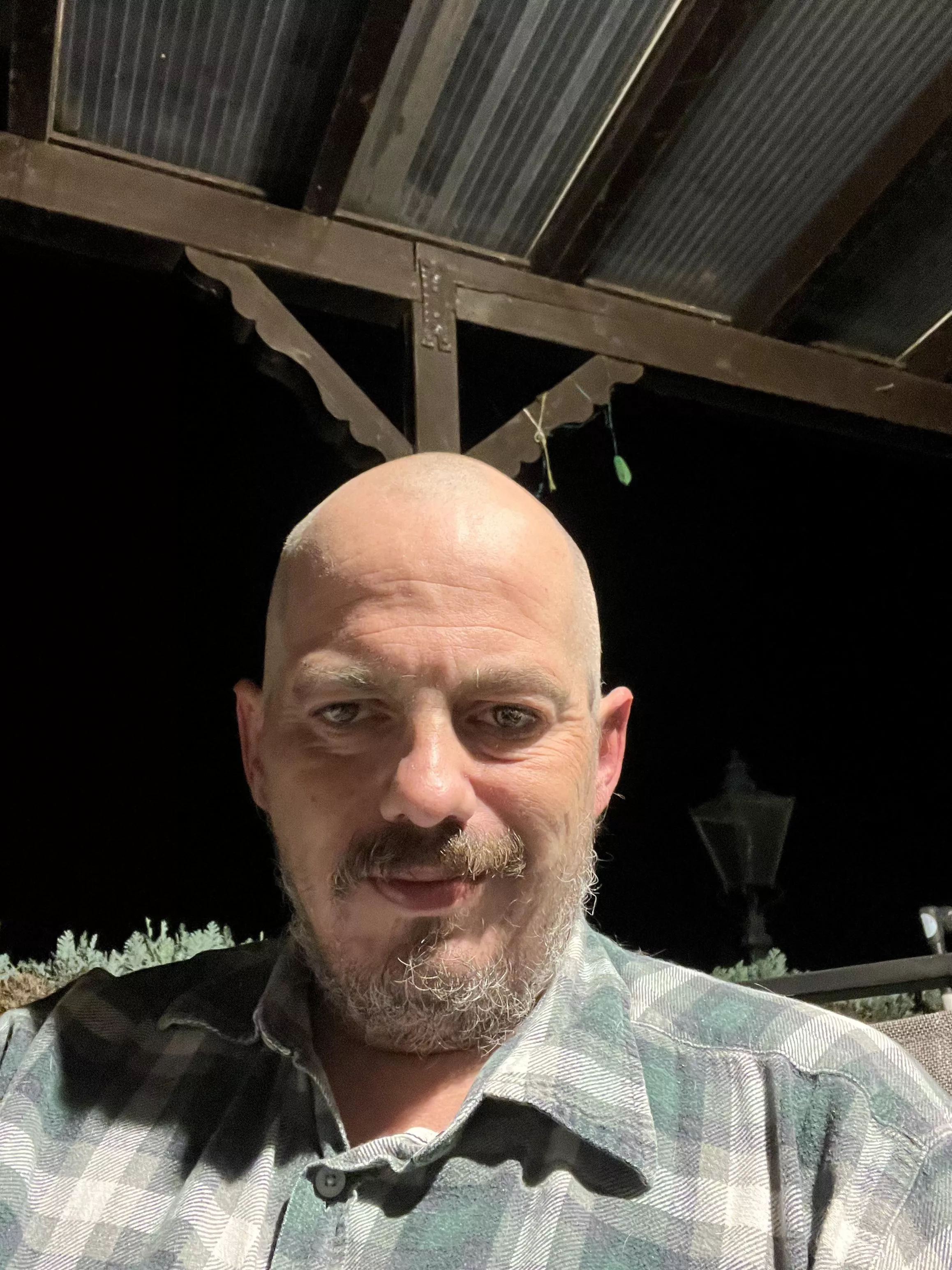 I personally think I look hot when shaven.