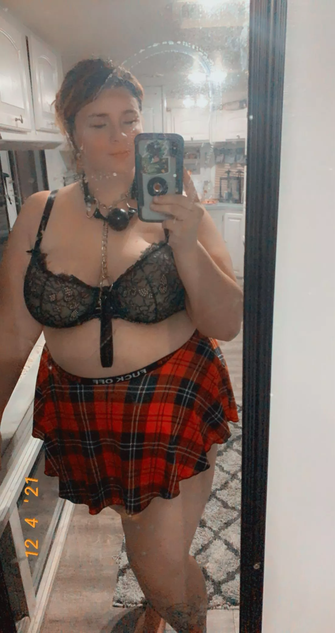 I want a mistress to tell how pathetic I am and how she’s going to take my husband