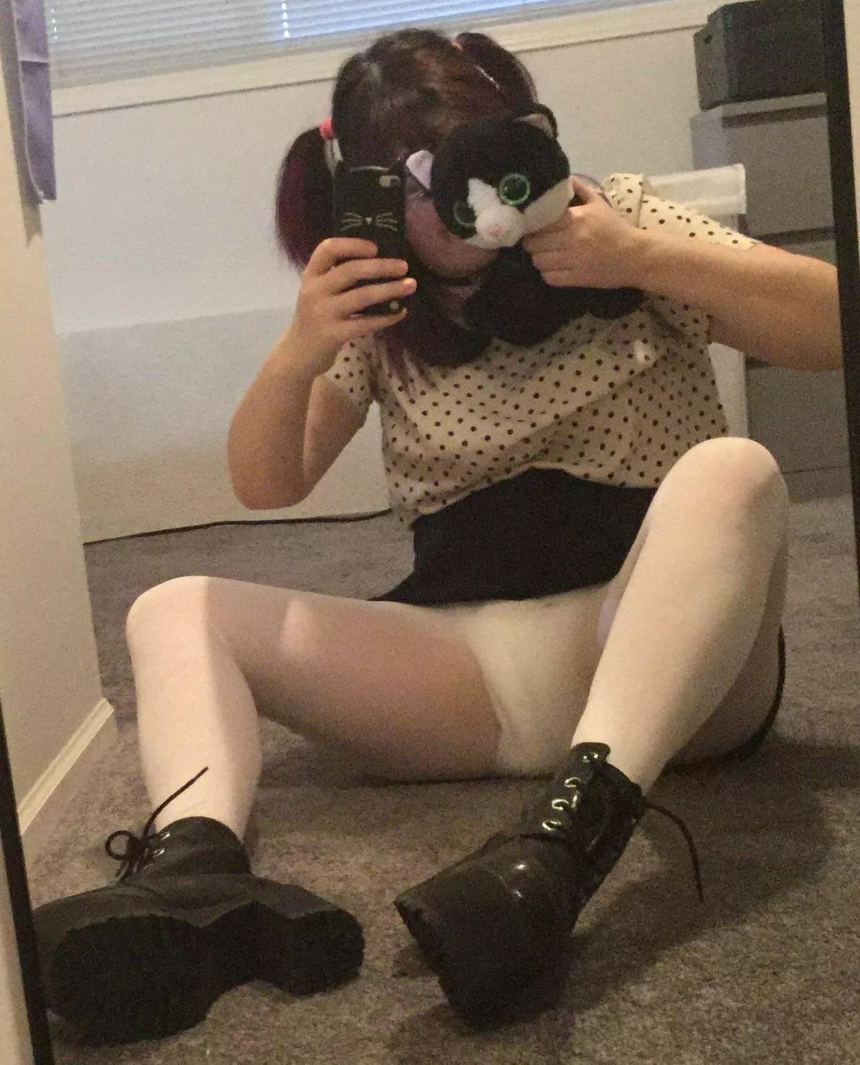 I’m feeling a bit sad n lonely ;(