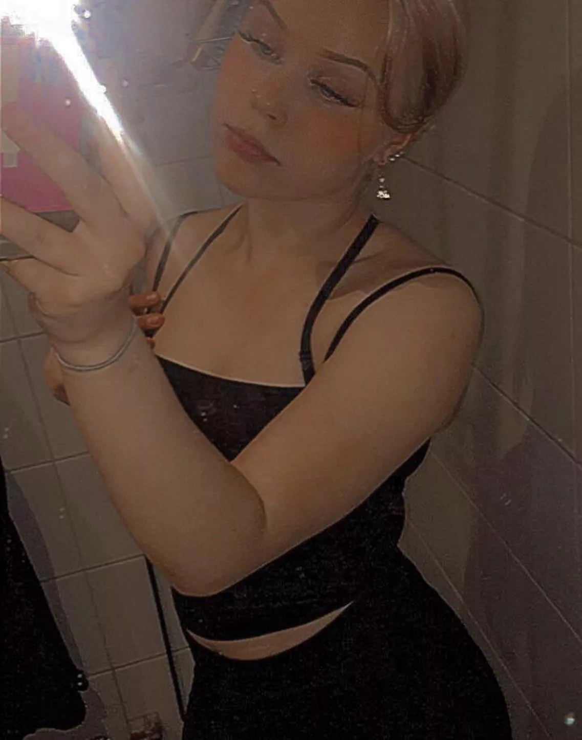 I’m your new internet GF :)