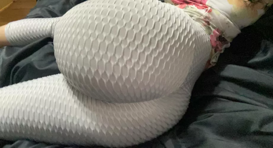 In love with these yoga pants…so much that I bought them in black and purple too