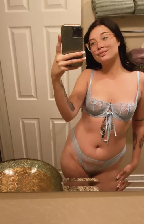 Is blue your favorite color ? 🦋