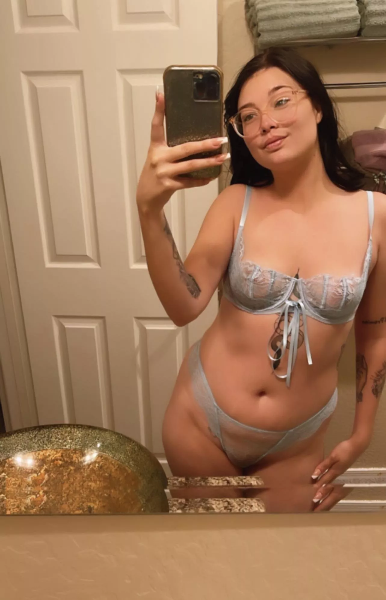 Is blue your favorite color ? 🦋