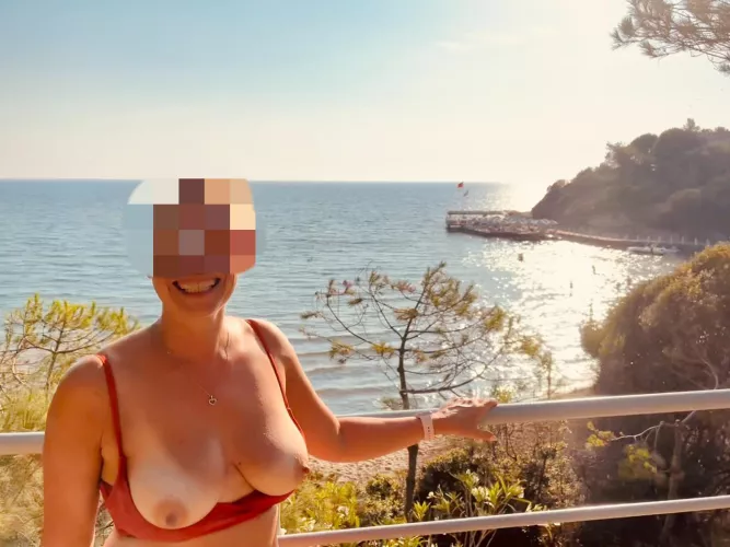 I’ve found the beach, follow me