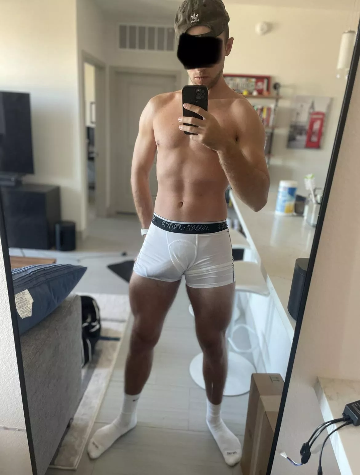 Just woke up with some serious morning wood 😜