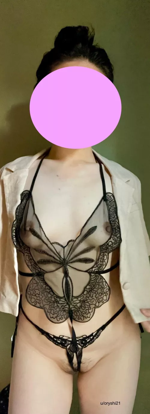 Korean slut feeling extra slutty on Sunday 😇 (F26)