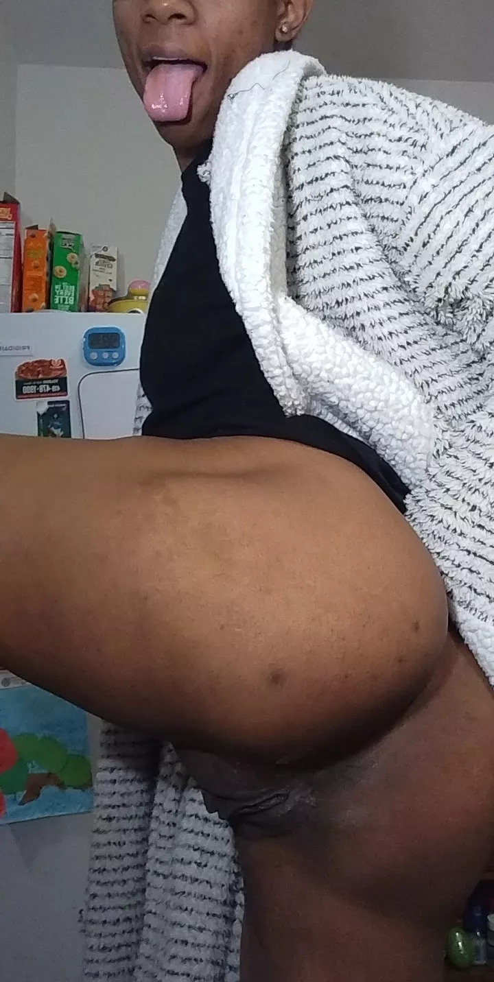 let me sit on it 😜💦🍆 sc sasukesgothgirl