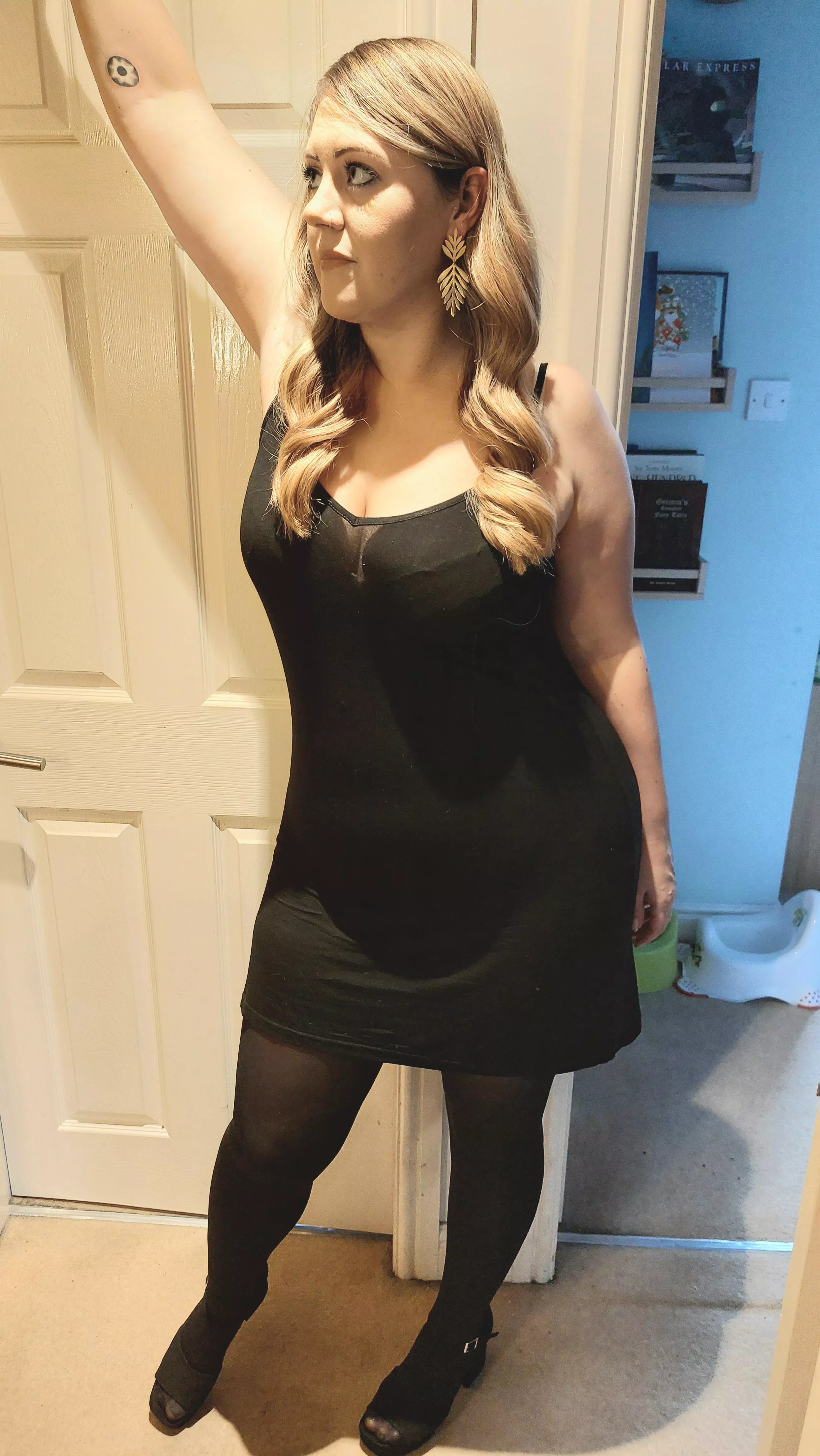 my 36 year old wife. let me know wjat you think. tele. Samwise072