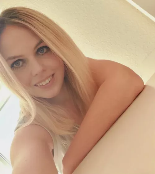 My best buddy is so horny for her