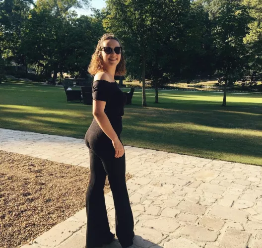 qui pour me parler sale?😏