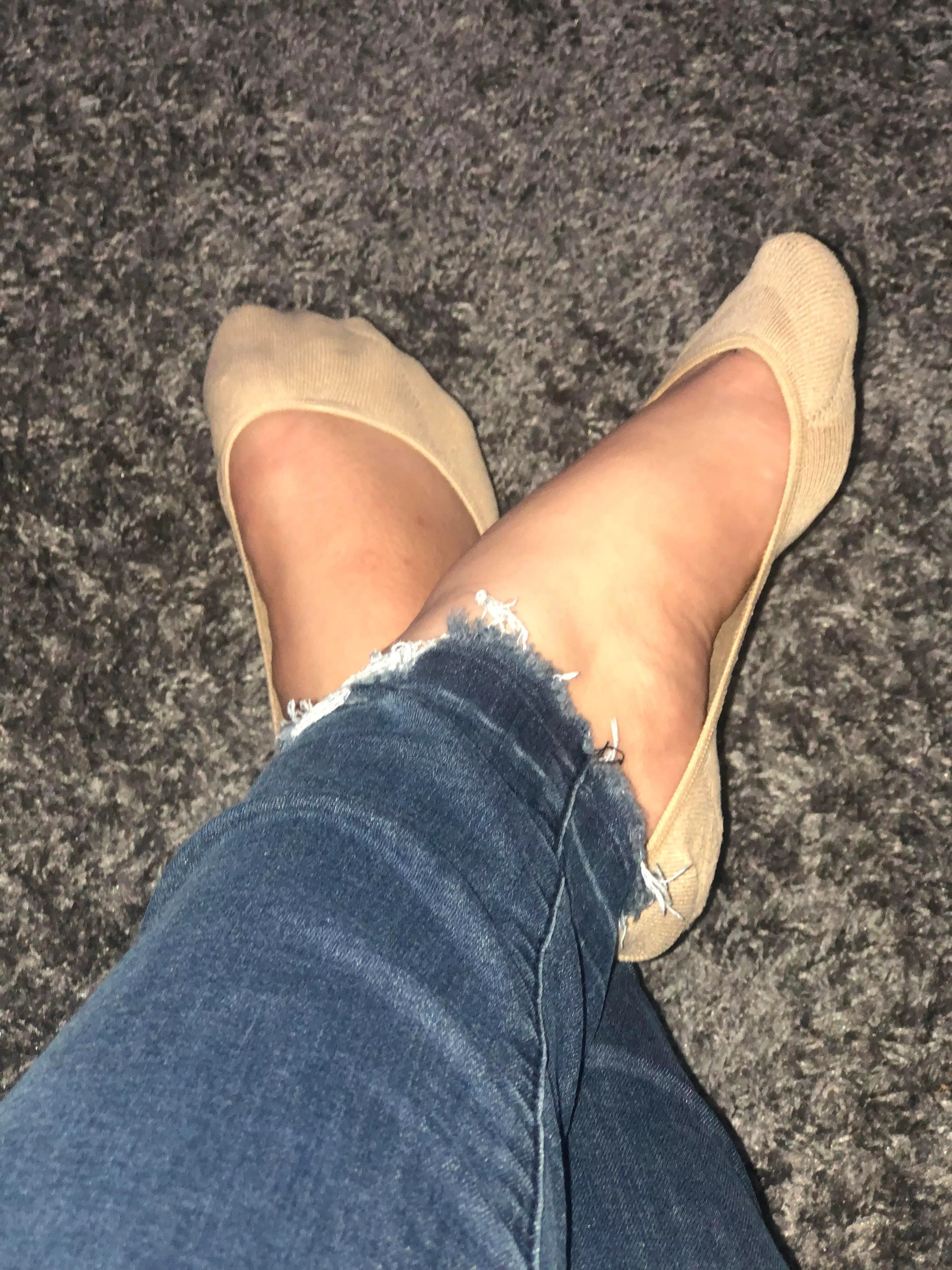 [Selling] My sexy no-show socks are available 💙 $10 per pair! Add a pair of everyday sneakers for $30 and get an extra pair and shipping for free 😁💙