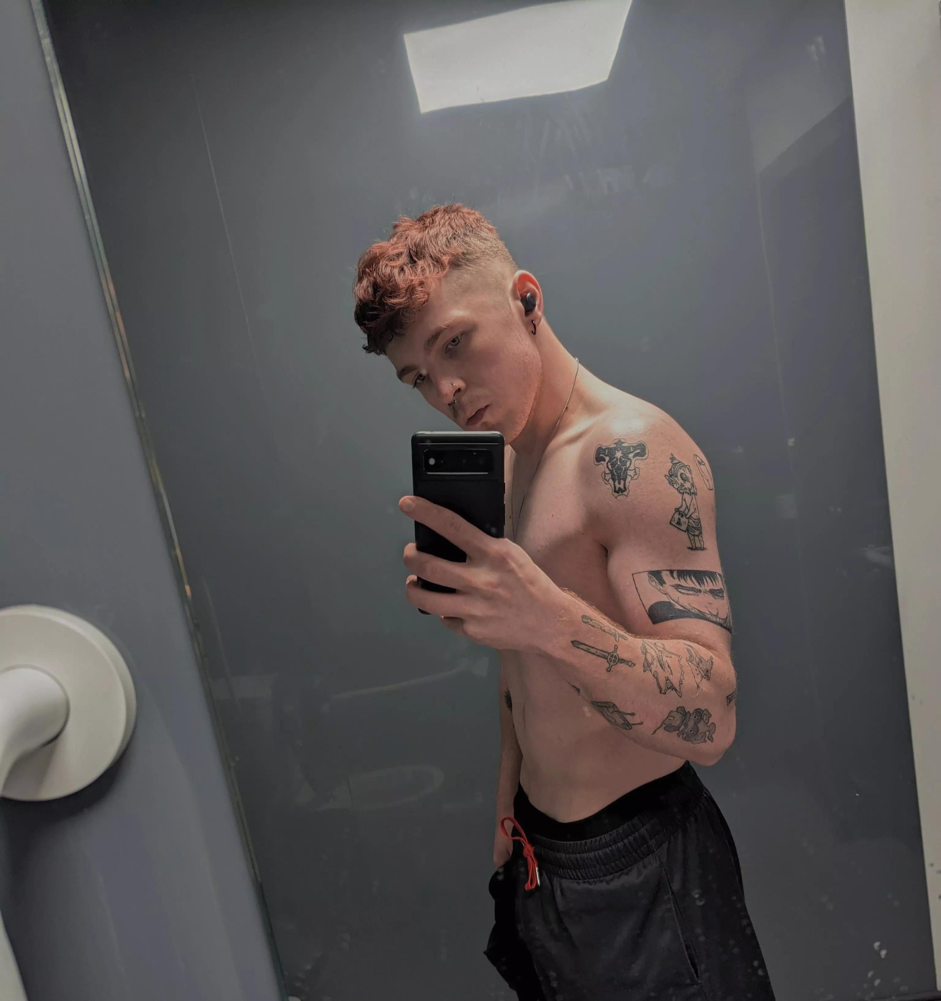 shoulder day at the gym today 🥵