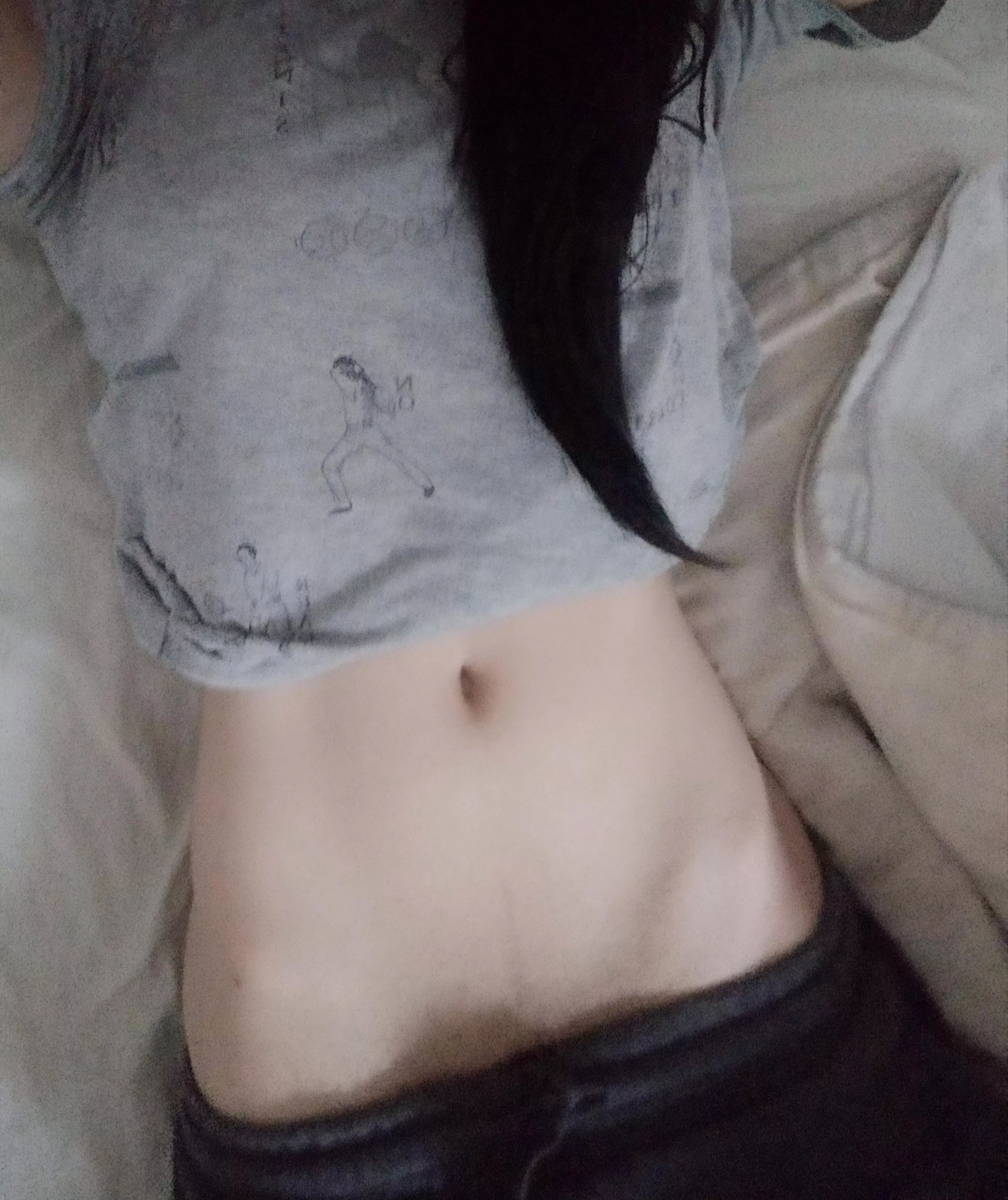 Showing the internet my tummie (oc) f 27 💕