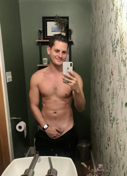 Slowly escalating my teasing antics 🤗