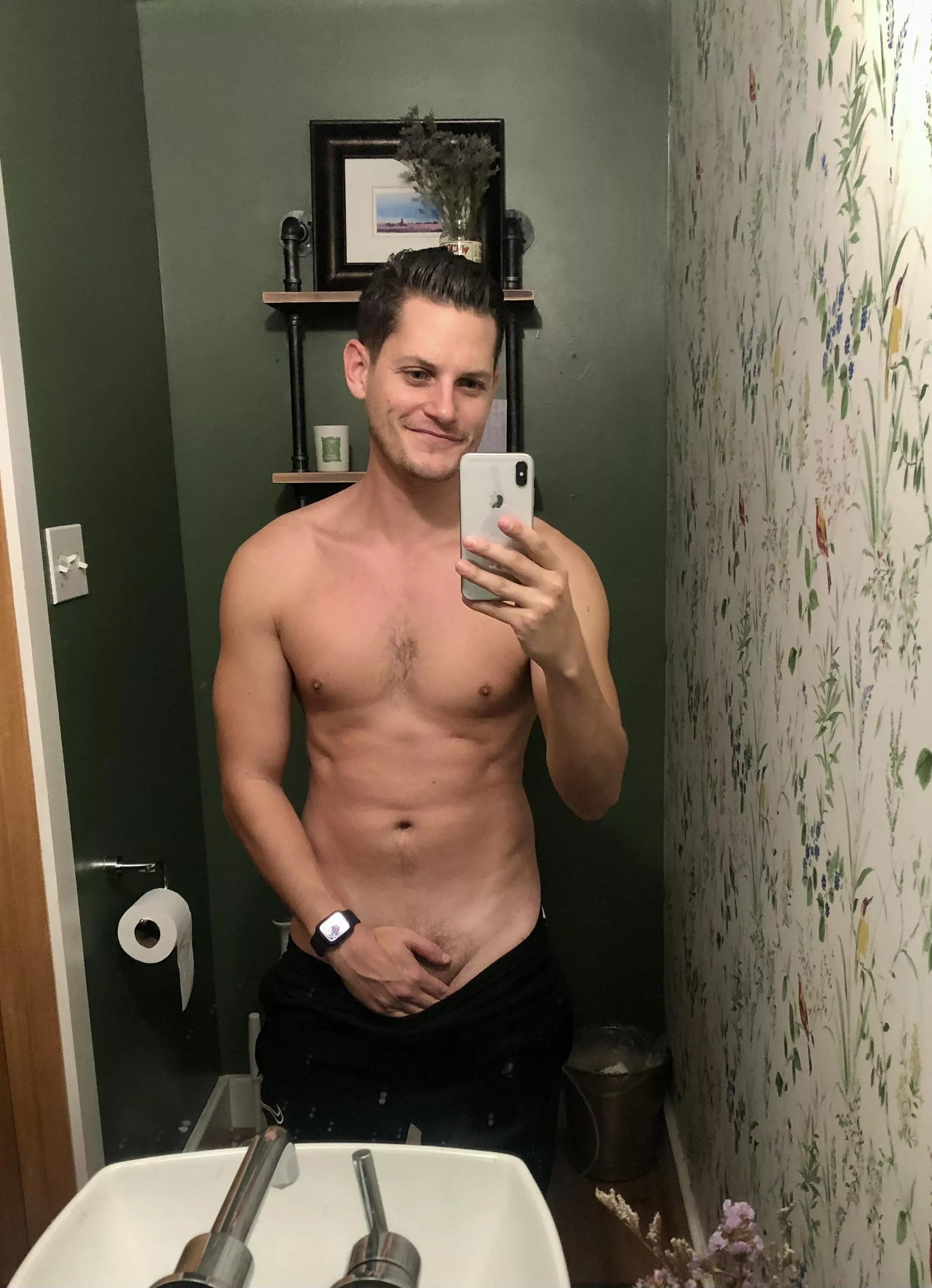 Slowly escalating my teasing antics 🤗