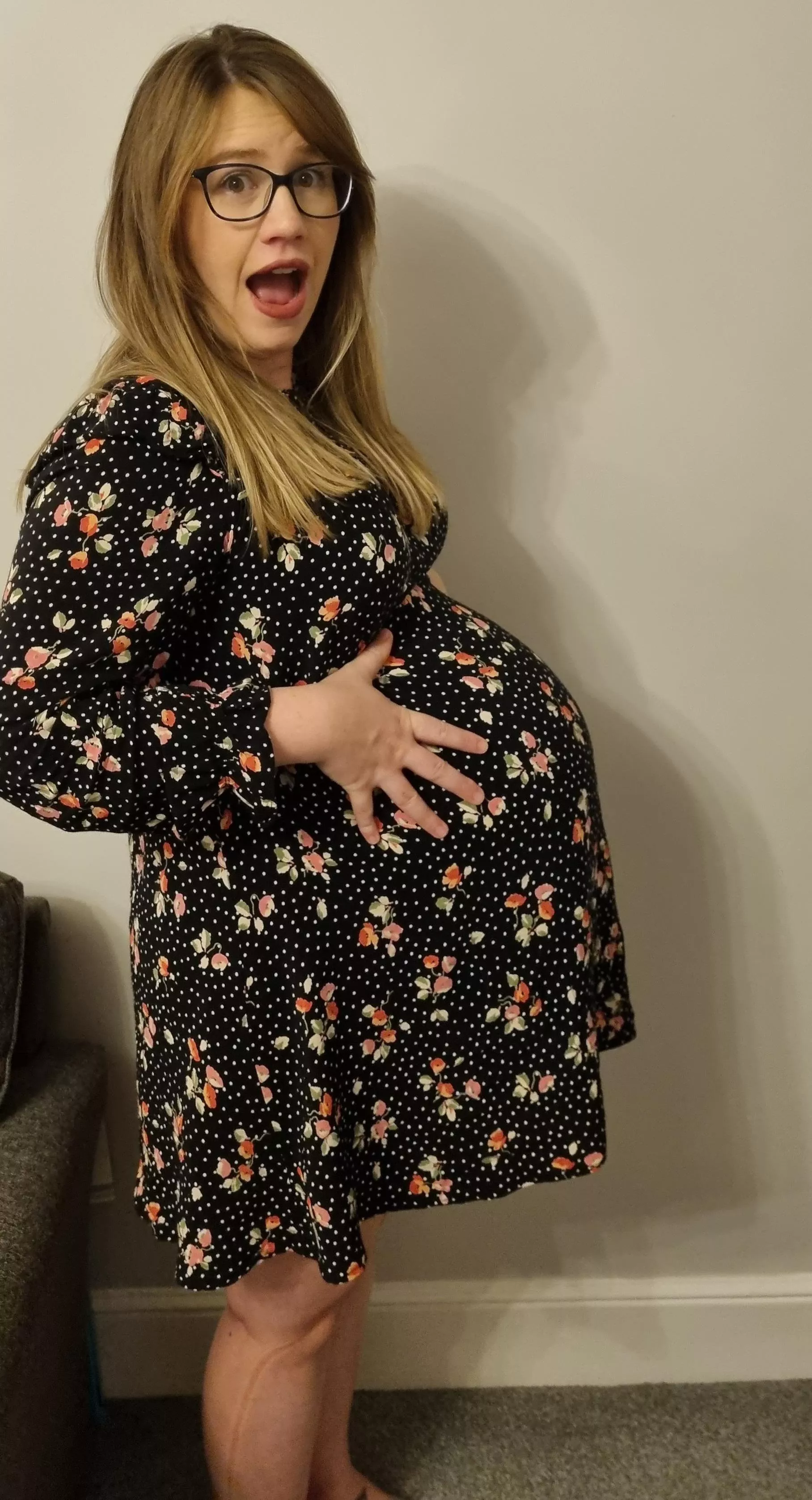 So pregnant and so horny, would you fuck me?