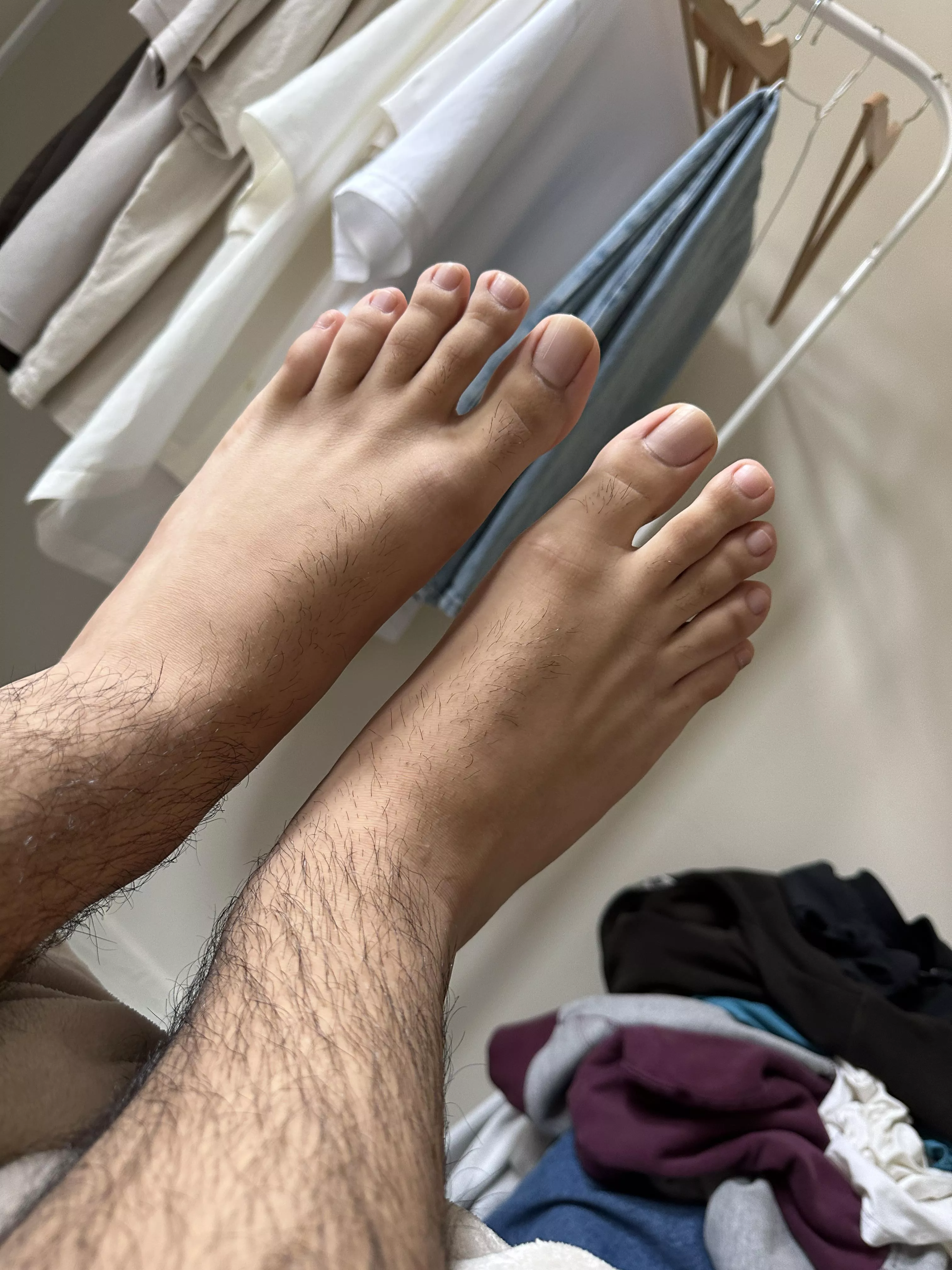 Someone cum play with them 😩