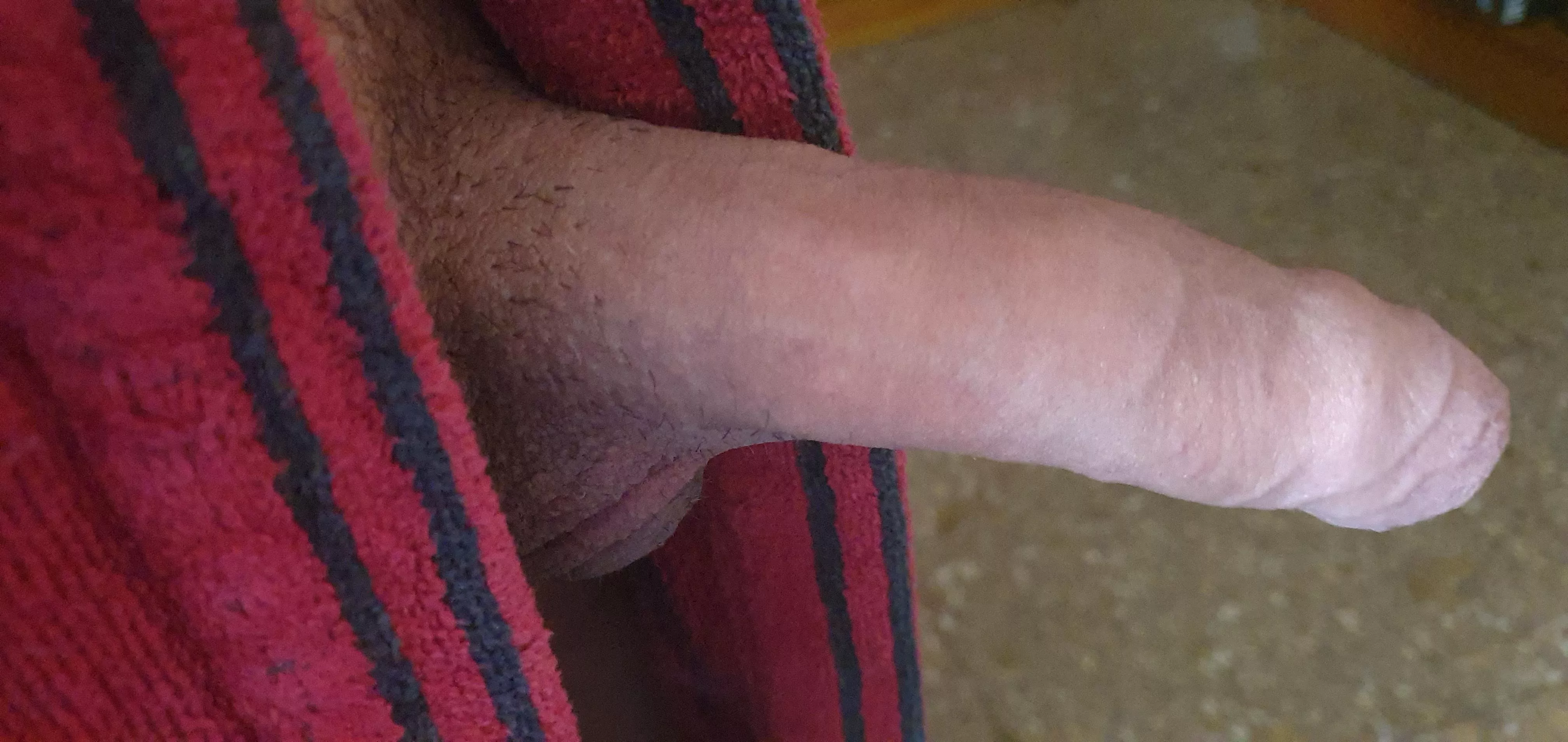 Spanish BWC looking for a submissive asian girl