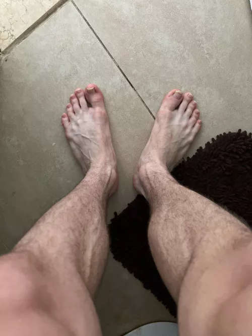 tell me if my legs match my body