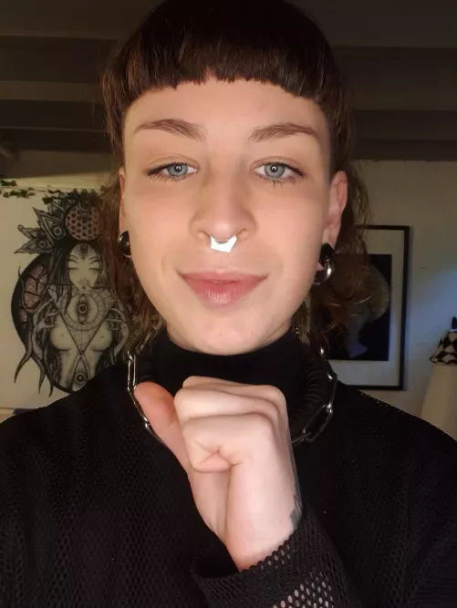 This was the tinder pose that I got asked to do when I wanted to verify my account haha [f22] [IRTR]