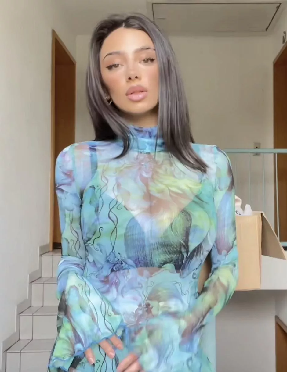 Turkish girl wants tribute