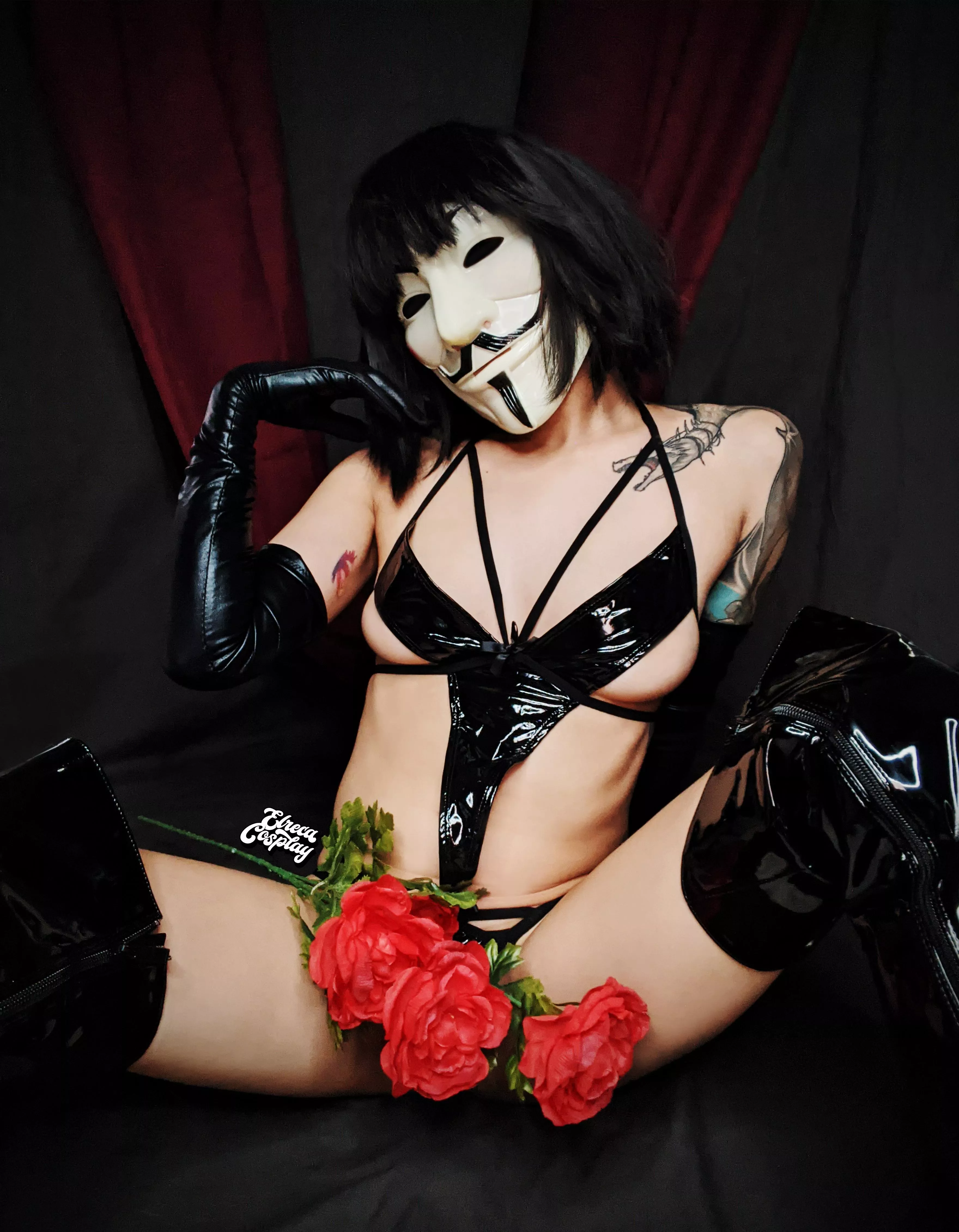 V for Vendetta by ElrecaCosplay