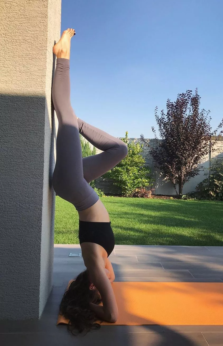 Visiting parents as an adult is not something you may always appreciate, especially when they get on your nerves. But at least the weather is awesome in November.