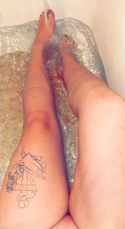 Wanna feel my feet on you