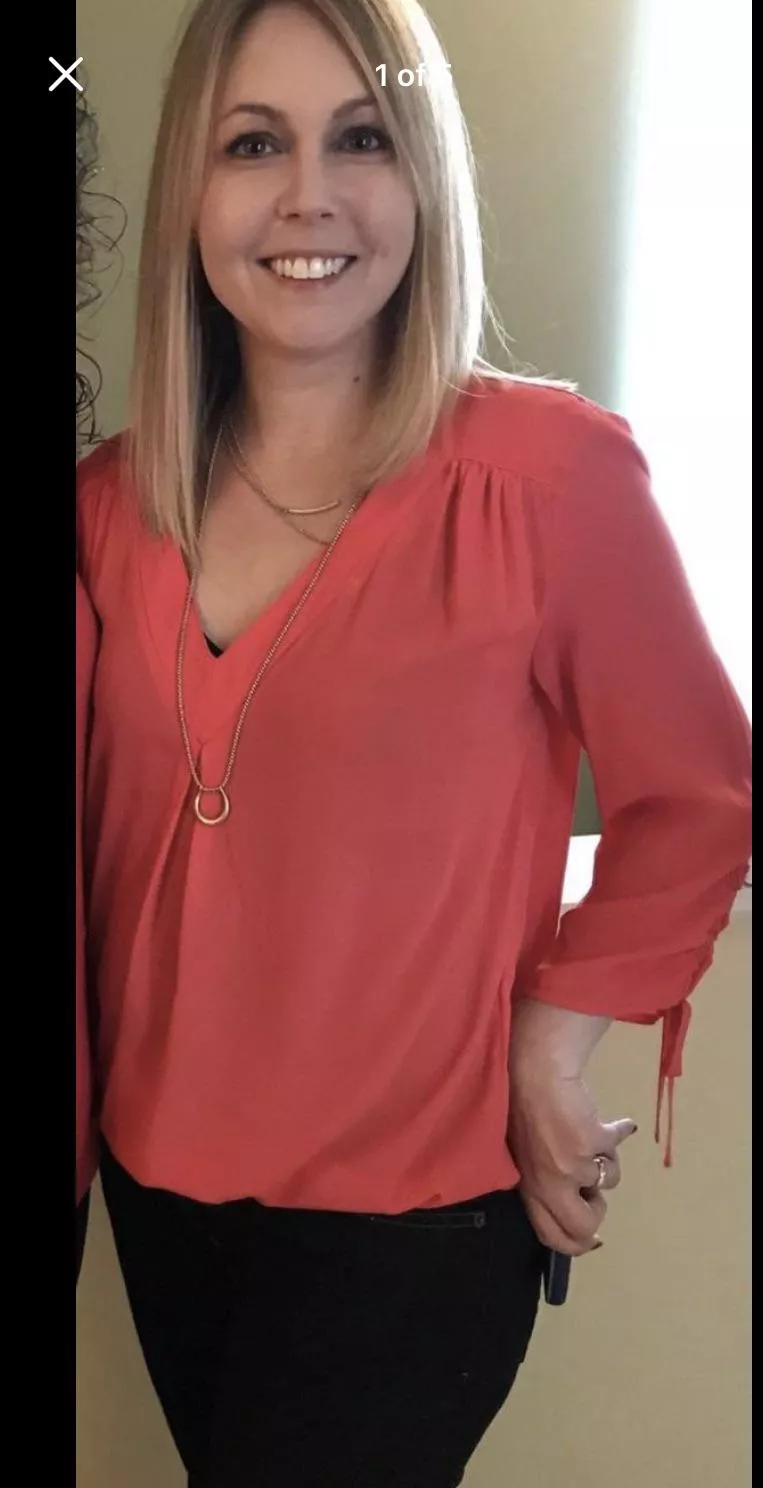 Who can or wants to stalk a hot married cheating mom