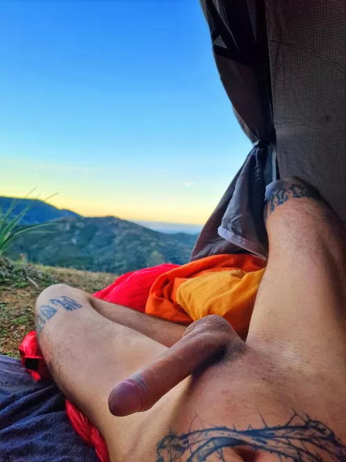 who come with me in my tente?