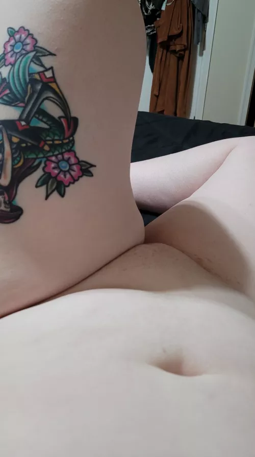 woke up wide awake and now I can't sleep😜