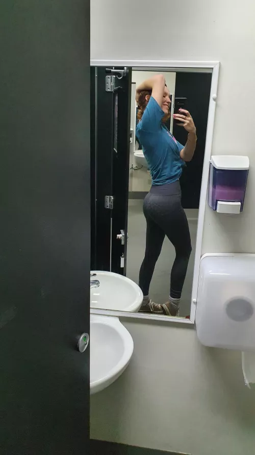 working through the tough days 💪