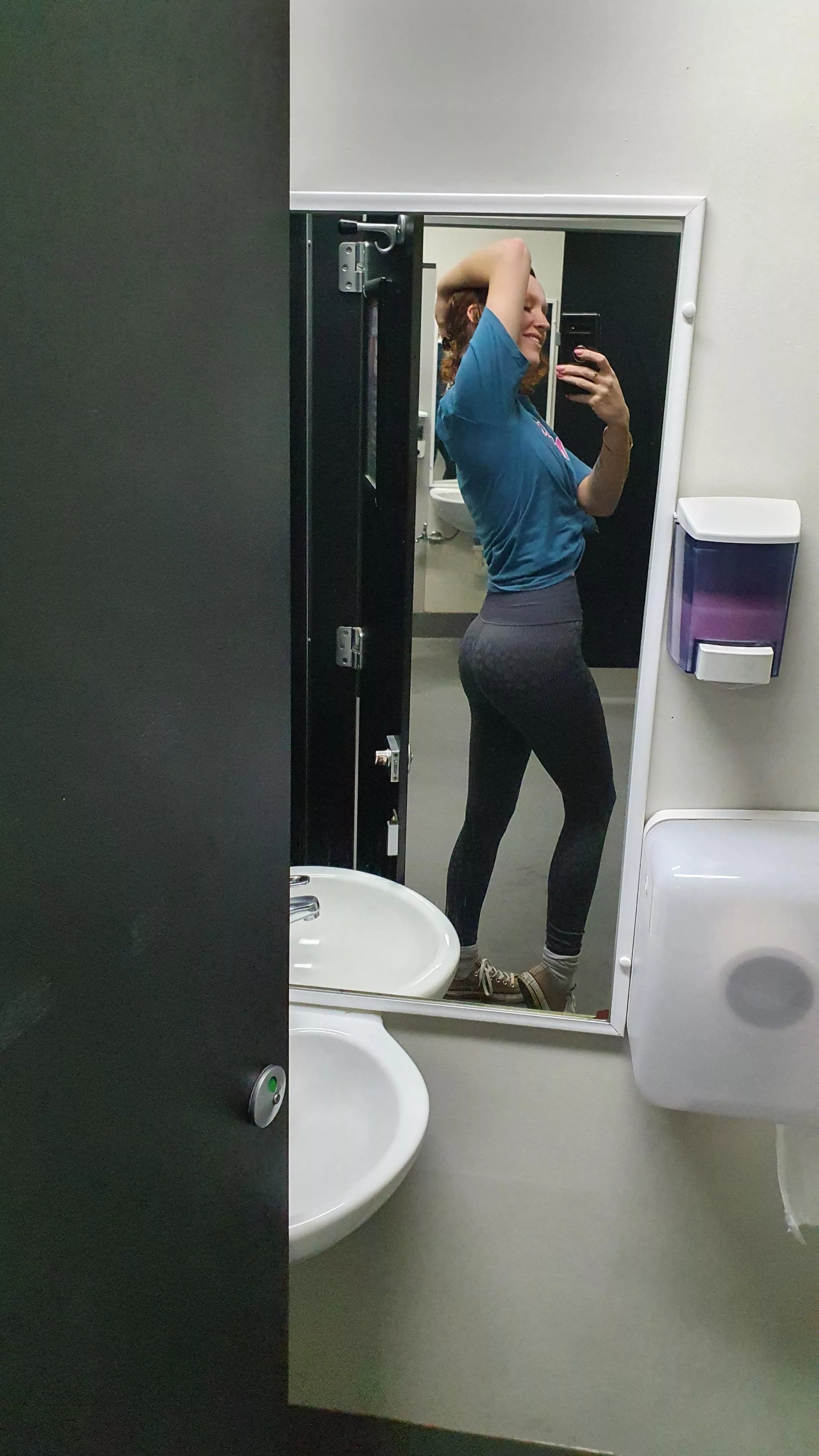 working through the tough days 💪