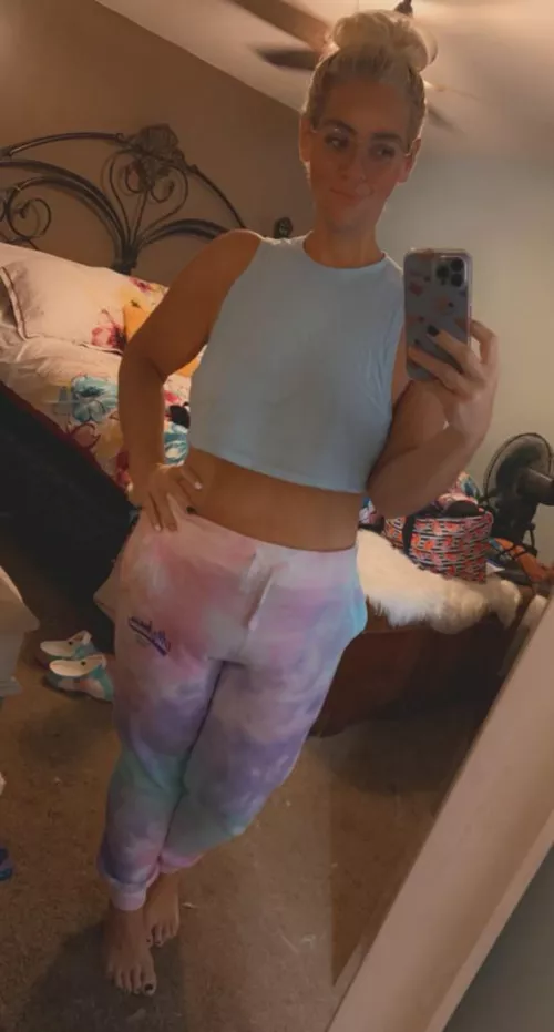 A little Milf Monday for you!