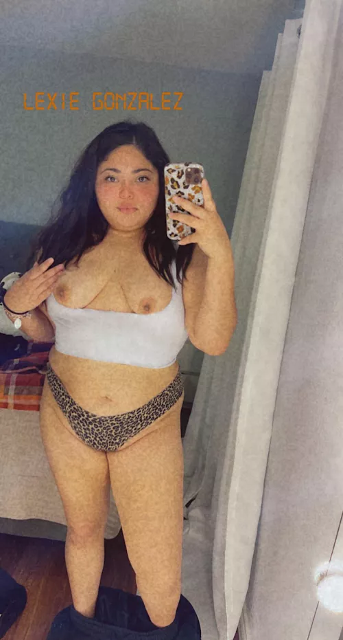 are you into chubby latina mommy's? 🙊