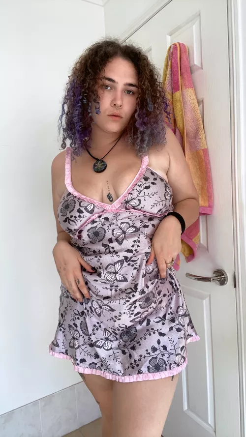 Did you just order slut curly hair?