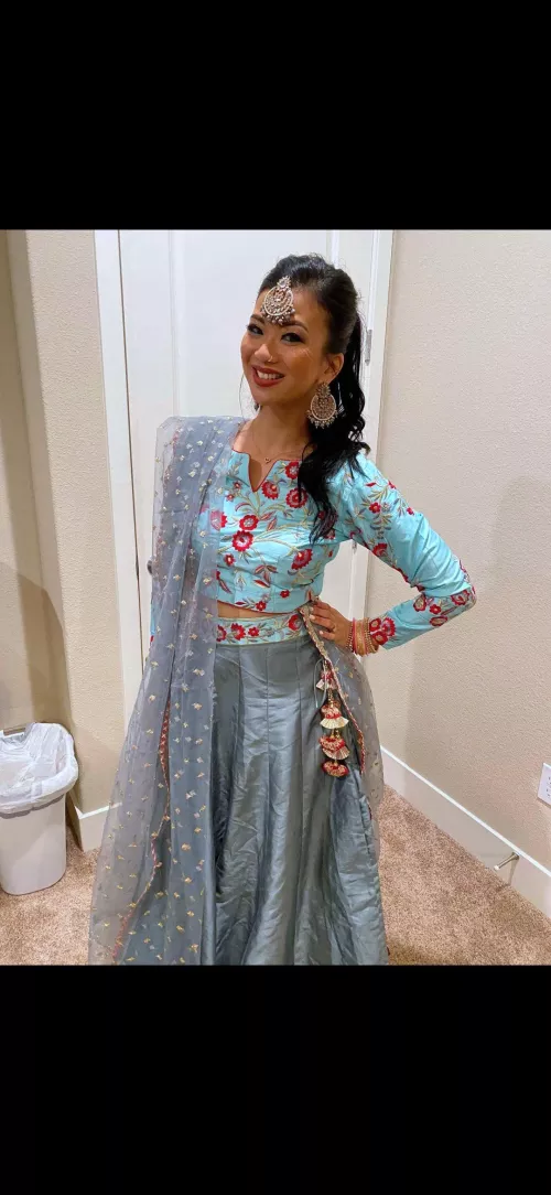 Do you think I’m pretty? [F]