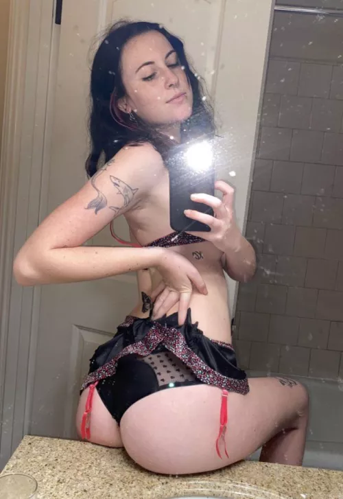 Do you think my skirt is too small?